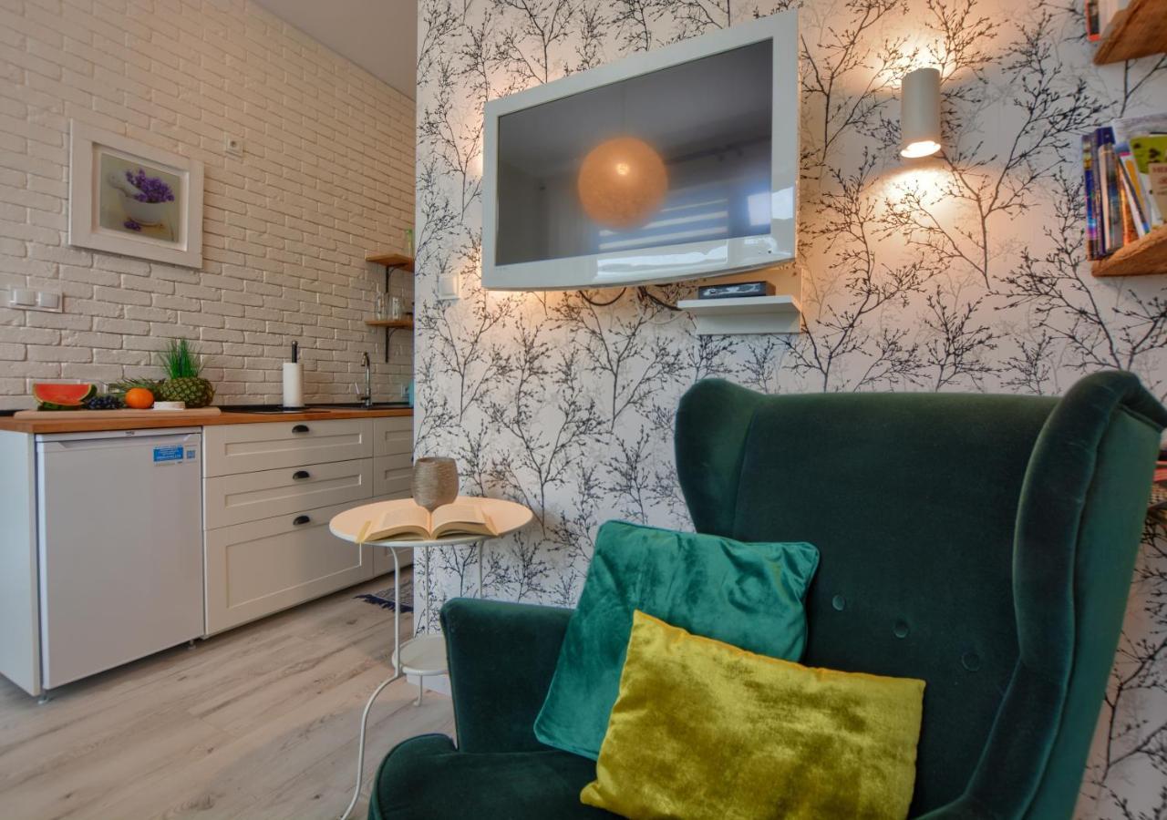 Apartament Fajny Kat Ustrzyki Dolne Exterior photo