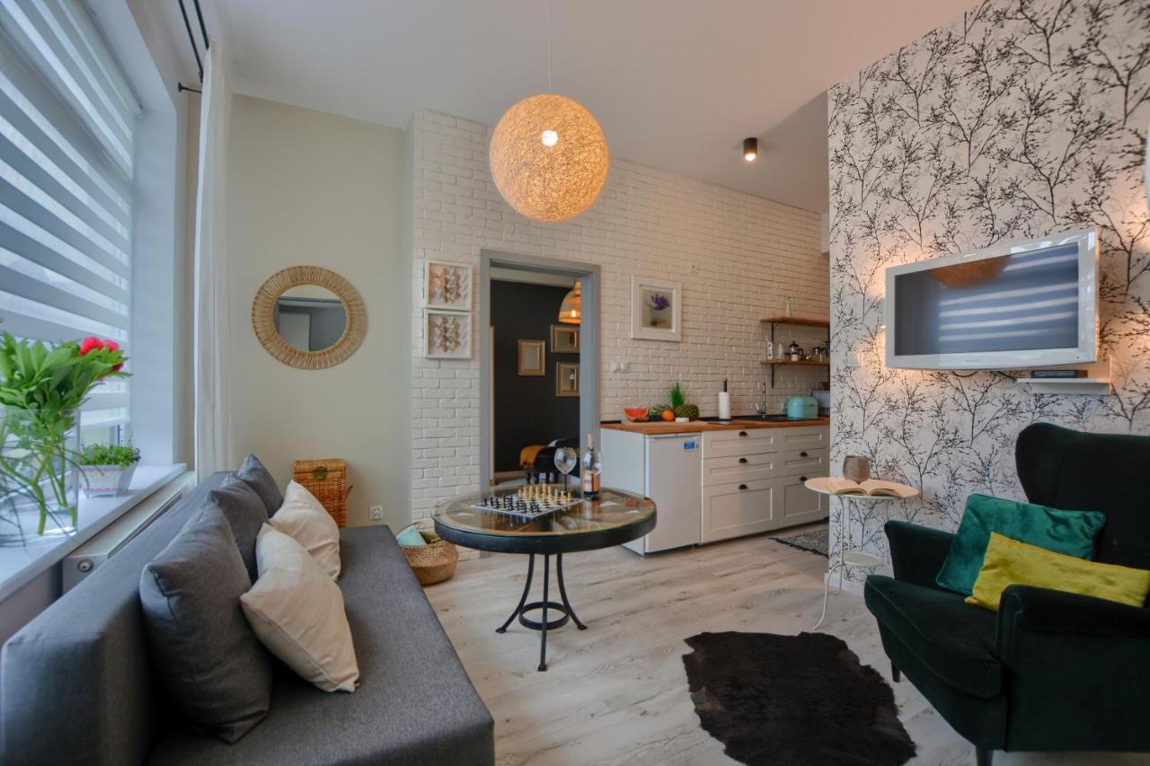 Apartament Fajny Kat Ustrzyki Dolne Exterior photo